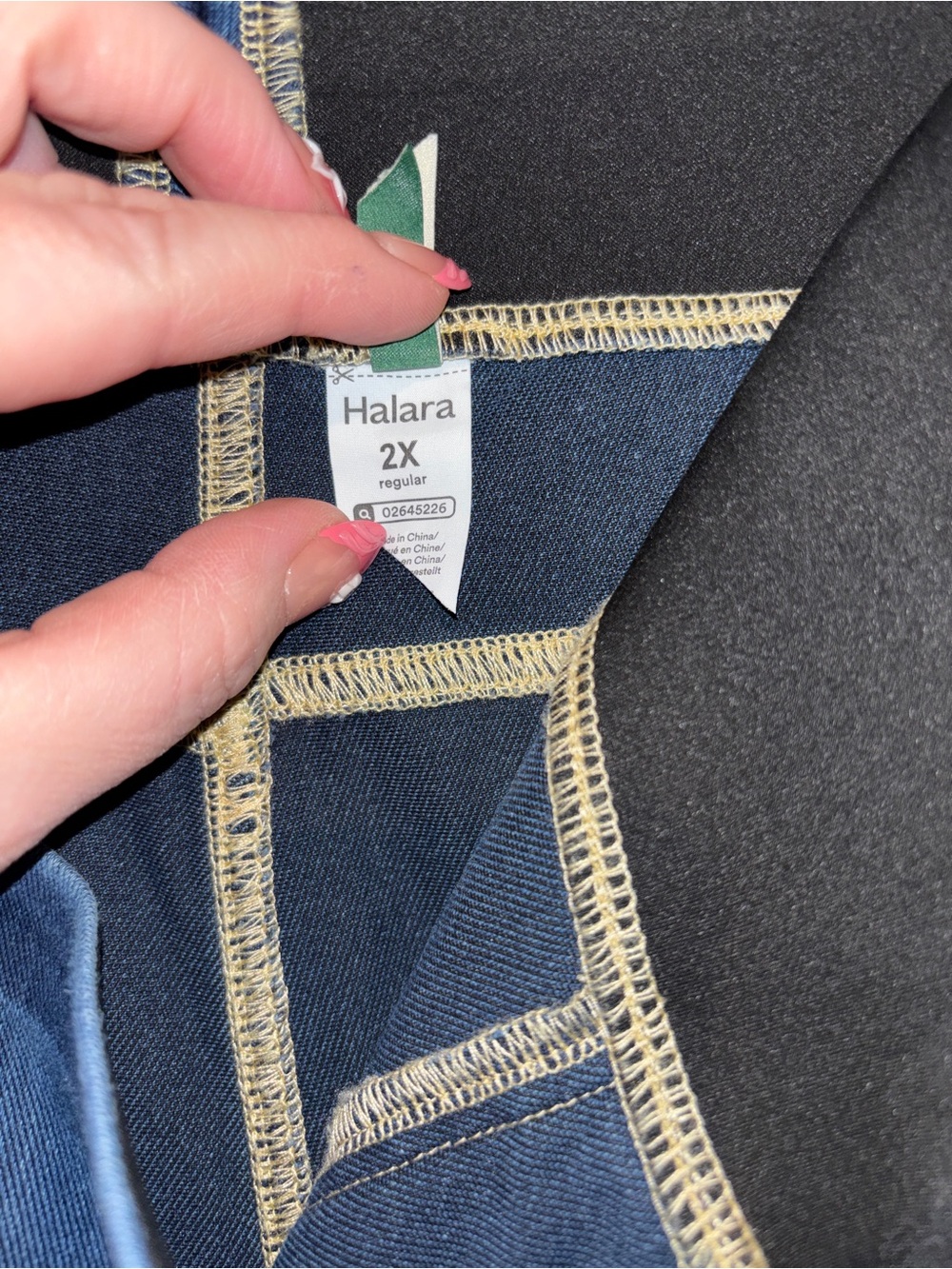 Halara High Waisted Wide Leg Denim "Jeggings" in size 2X - Picture 5 of 5